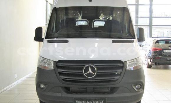 Nunua Ilio tumika Mercedes‒Benz 190 White Gari ndani ya Mbabane nchini Manzini Nunua Ilio tumika Mercedes‒Benz 190 White Gari ndani ya Mbabane nchini Manzini