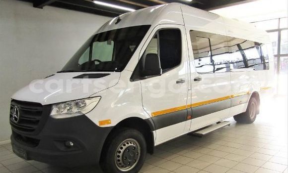 Nunua Ilio tumika Mercedes‒Benz 190 White Gari ndani ya Mbabane nchini Manzini Nunua Ilio tumika Mercedes‒Benz 190 White Gari ndani ya Mbabane nchini Manzini