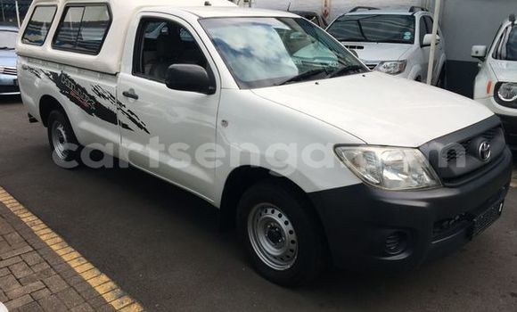 Buy Used Toyota Hilux White Car in Mbabane in Manzini Buy Used Toyota Hilux White Car in Mbabane in Manzini