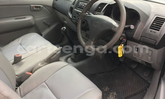 Buy Used Toyota Hilux White Car in Mbabane in Manzini Buy Used Toyota Hilux White Car in Mbabane in Manzini