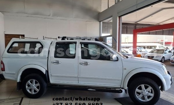 Buy Used Isuzu KB White Car in Mbabane in Manzini Buy Used Isuzu KB White Car in Mbabane in Manzini