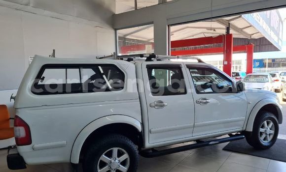 Buy Used Isuzu KB White Car in Mbabane in Manzini Buy Used Isuzu KB White Car in Mbabane in Manzini