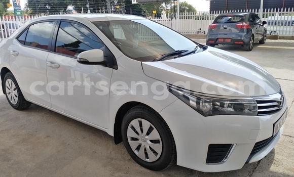 Buy Used Toyota Corolla White Car in Mbabane in Manzini Buy Used Toyota Corolla White Car in Mbabane in Manzini