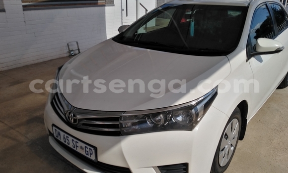 Buy Used Toyota Corolla White Car in Mbabane in Manzini Buy Used Toyota Corolla White Car in Mbabane in Manzini