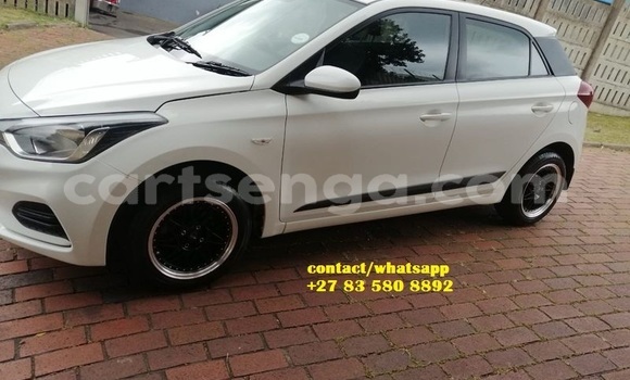 Buy Used Hyundai i20 White Car in Mbabane in Manzini Buy Used Hyundai i20 White Car in Mbabane in Manzini