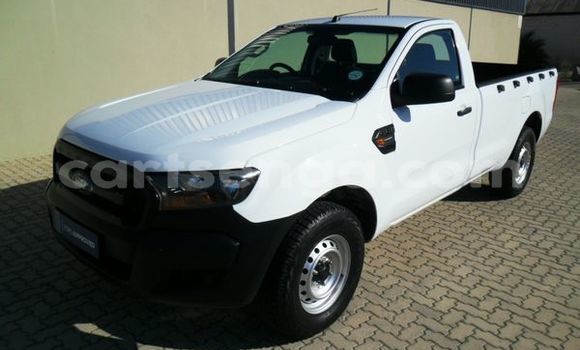 Nunua Ilio tumika Ford Ranger White Gari ndani ya Mbabane nchini Manzini Nunua Ilio tumika Ford Ranger White Gari ndani ya Mbabane nchini Manzini