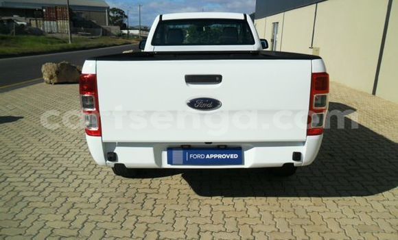 Nunua Ilio tumika Ford Ranger White Gari ndani ya Mbabane nchini Manzini Nunua Ilio tumika Ford Ranger White Gari ndani ya Mbabane nchini Manzini