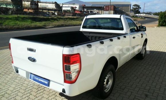 Nunua Ilio tumika Ford Ranger White Gari ndani ya Mbabane nchini Manzini Nunua Ilio tumika Ford Ranger White Gari ndani ya Mbabane nchini Manzini