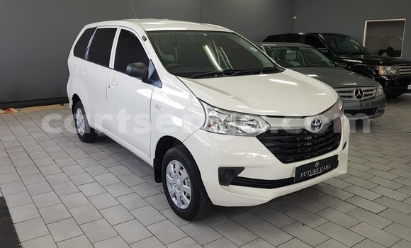 Buy Used Toyota Avanza Silver Car in Import - Dubai in Hhohho Buy Used Toyota Avanza Silver Car in Import - Dubai in Hhohho