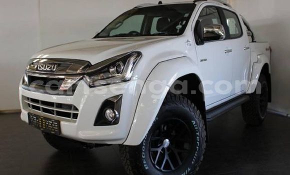 Nunua Ilio tumika Isuzu D–MAX White Gari ndani ya Mbabane nchini Manzini