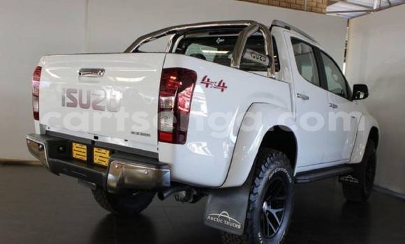 Buy Used Isuzu D–MAX White Car in Mbabane in Manzini Buy Used Isuzu D–MAX White Car in Mbabane in Manzini