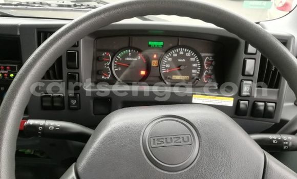 Acheter Occasion Utilitaire Isuzu FTR 850 Blanc à Mbabane, Manzini Acheter Occasion Utilitaire Isuzu FTR 850 Blanc à Mbabane, Manzini