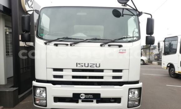 Acheter Occasion Utilitaire Isuzu FTR 850 Blanc à Mbabane, Manzini Acheter Occasion Utilitaire Isuzu FTR 850 Blanc à Mbabane, Manzini