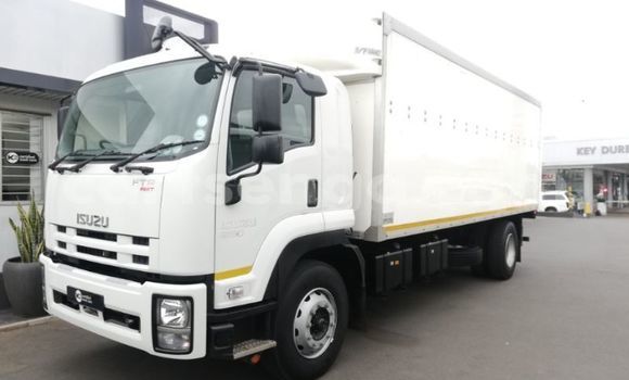 Acheter Occasion Utilitaire Isuzu FTR 850 Blanc à Mbabane, Manzini Acheter Occasion Utilitaire Isuzu FTR 850 Blanc à Mbabane, Manzini