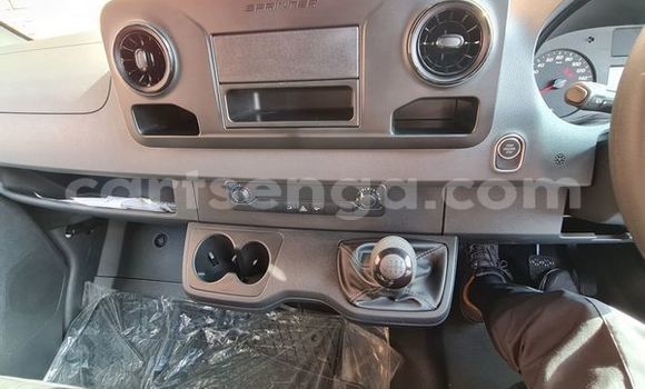 Buy Used Mercedes‒Benz S-klasse White Car in Mbabane in Manzini Buy Used Mercedes‒Benz S-klasse White Car in Mbabane in Manzini