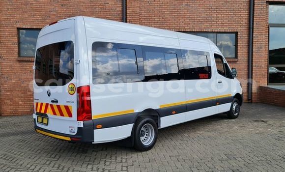 Buy Used Mercedes‒Benz S-klasse White Car in Mbabane in Manzini Buy Used Mercedes‒Benz S-klasse White Car in Mbabane in Manzini