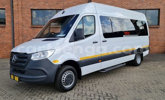 Buy Used Mercedes‒Benz S-klasse White Car in Mbabane in Manzini Buy Used Mercedes‒Benz S-klasse White Car in Mbabane in Manzini