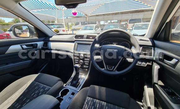 Nunua Ilio tumika Haval H2 White Gari ndani ya Big Bend nchini Lubombo Nunua Ilio tumika Haval H2 White Gari ndani ya Big Bend nchini Lubombo