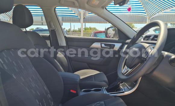 Nunua Ilio tumika Haval H2 White Gari ndani ya Big Bend nchini Lubombo Nunua Ilio tumika Haval H2 White Gari ndani ya Big Bend nchini Lubombo