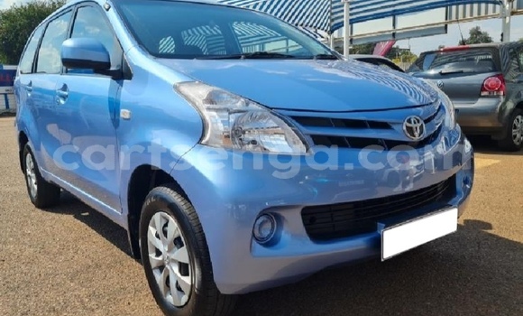 Buy Used Toyota Avanza Blue Car in Big Bend in Lubombo