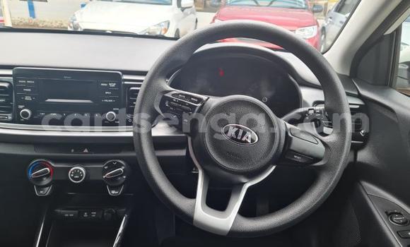 Nunua Ilio tumika Kia Rio White Gari ndani ya Big Bend nchini Lubombo Nunua Ilio tumika Kia Rio White Gari ndani ya Big Bend nchini Lubombo