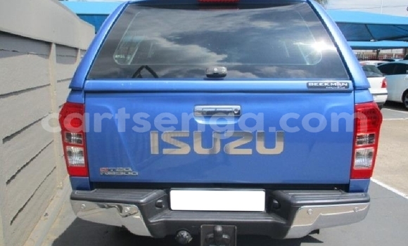 Nunua Ilio tumika Isuzu KB Blue Gari ndani ya Big Bend nchini Lubombo Nunua Ilio tumika Isuzu KB Blue Gari ndani ya Big Bend nchini Lubombo