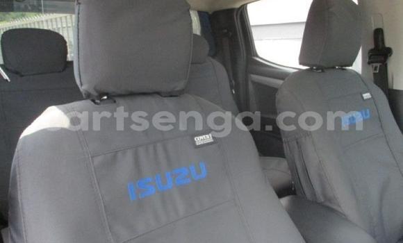 Nunua Ilio tumika Isuzu KB Blue Gari ndani ya Big Bend nchini Lubombo Nunua Ilio tumika Isuzu KB Blue Gari ndani ya Big Bend nchini Lubombo