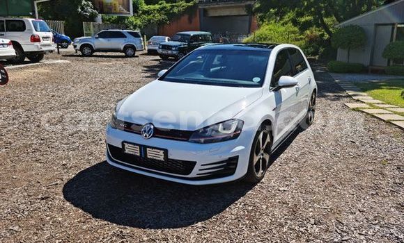 Nunua Ilio tumika Volkswagen Golf White Gari ndani ya Ezulwini nchini Hhohho