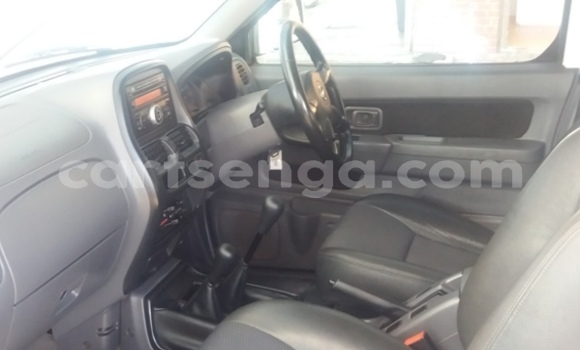 Buy Used Nissan Hardbody White Car in Bhunya in Manzini Buy Used Nissan Hardbody White Car in Bhunya in Manzini