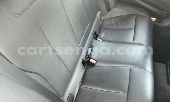 Acheter Occasion Voiture BMW 3–Series Gris à Mbabane, Manzini Acheter Occasion Voiture BMW 3–Series Gris à Mbabane, Manzini
