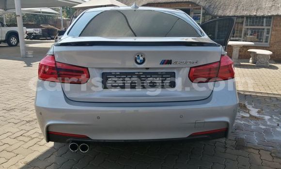 Acheter Occasion Voiture BMW 3–Series Gris à Mbabane, Manzini Acheter Occasion Voiture BMW 3–Series Gris à Mbabane, Manzini