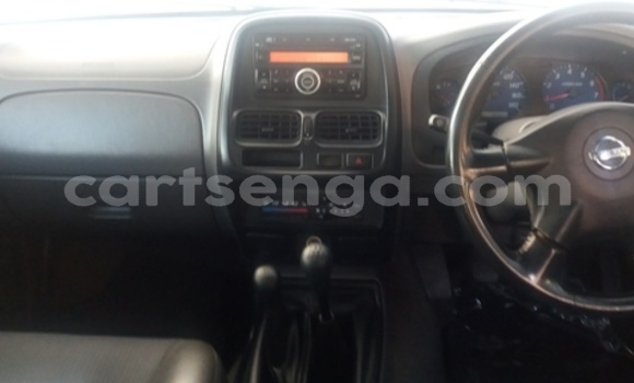 Buy Used Nissan Hardbody White Car in Bhunya in Manzini Buy Used Nissan Hardbody White Car in Bhunya in Manzini