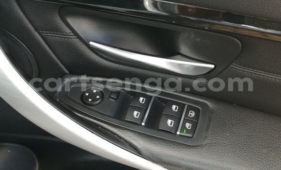 Acheter Occasion Voiture BMW 3–Series Gris à Mbabane, Manzini Acheter Occasion Voiture BMW 3–Series Gris à Mbabane, Manzini