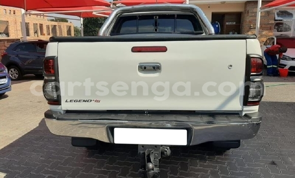 Acheter Occasion Voiture Toyota Hilux Blanc à Big Bend, Lubombo Acheter Occasion Voiture Toyota Hilux Blanc à Big Bend, Lubombo