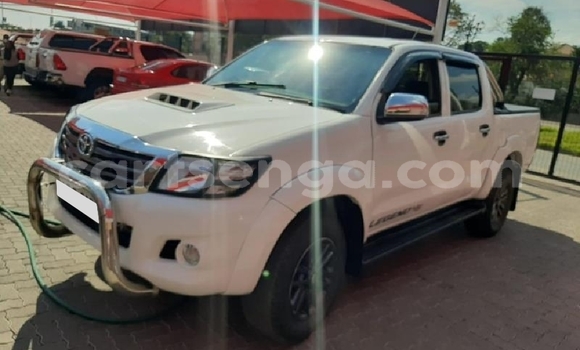 Acheter Occasion Voiture Toyota Hilux Blanc à Big Bend, Lubombo Acheter Occasion Voiture Toyota Hilux Blanc à Big Bend, Lubombo