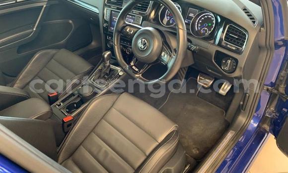 Nunua Ilio tumika Volkswagen Golf R Blue Gari ndani ya Big Bend nchini Lubombo Nunua Ilio tumika Volkswagen Golf R Blue Gari ndani ya Big Bend nchini Lubombo