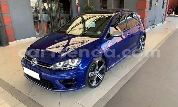Nunua Ilio tumika Volkswagen Golf R Blue Gari ndani ya Big Bend nchini Lubombo Nunua Ilio tumika Volkswagen Golf R Blue Gari ndani ya Big Bend nchini Lubombo