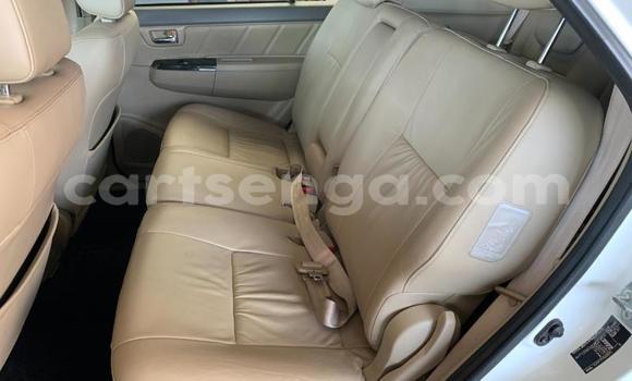 Nunua Ilio tumika Toyota Fortuner White Gari ndani ya Big Bend nchini Lubombo Nunua Ilio tumika Toyota Fortuner White Gari ndani ya Big Bend nchini Lubombo