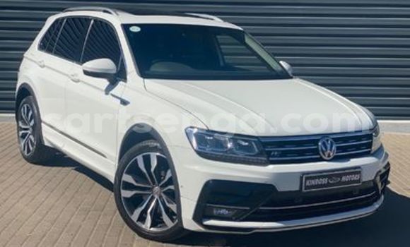 Nunua Ilio tumika Volkswagen Tiguan White Gari ndani ya Mbabane nchini Manzini Nunua Ilio tumika Volkswagen Tiguan White Gari ndani ya Mbabane nchini Manzini
