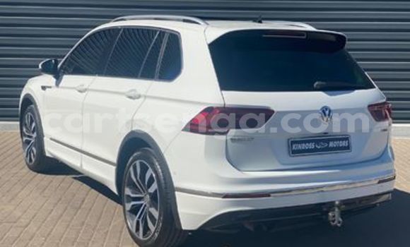 Nunua Ilio tumika Volkswagen Tiguan White Gari ndani ya Mbabane nchini Manzini Nunua Ilio tumika Volkswagen Tiguan White Gari ndani ya Mbabane nchini Manzini