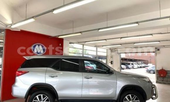 Buy Used Toyota Fortuner Silver Car in Manzini in Manzini Buy Used Toyota Fortuner Silver Car in Manzini in Manzini