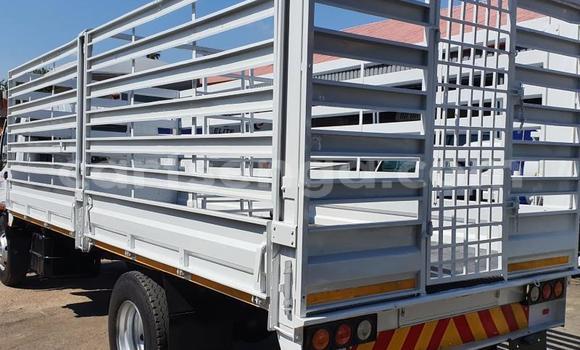 Acheter Occasion Utilitaire Isuzu FTR 850 Blanc à Mbabane, Manzini Acheter Occasion Utilitaire Isuzu FTR 850 Blanc à Mbabane, Manzini