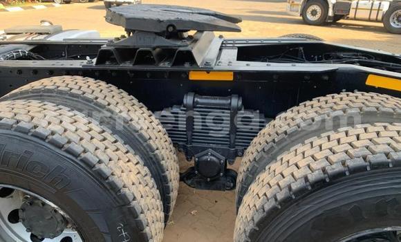 Nunua Ilio tumika Nissan UD White Lori ndani ya Manzini nchini Manzini Nunua Ilio tumika Nissan UD White Lori ndani ya Manzini nchini Manzini