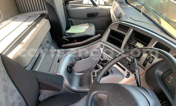 Nunua Ilio tumika Nissan UD White Lori ndani ya Manzini nchini Manzini Nunua Ilio tumika Nissan UD White Lori ndani ya Manzini nchini Manzini