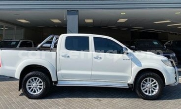 Acheter Occasion Voiture Toyota Hilux Blanc à Ezulwini, Hhohho Acheter Occasion Voiture Toyota Hilux Blanc à Ezulwini, Hhohho