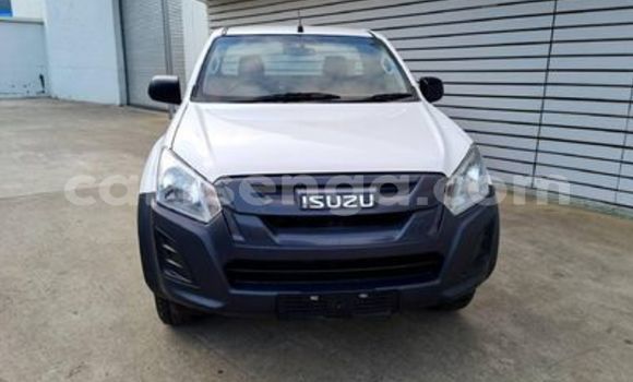 Buy Used Isuzu KB White Car in Ngomane in Lubombo District Buy Used Isuzu KB White Car in Ngomane in Lubombo District