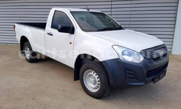 Nunua Ilio tumika Isuzu KB White Gari ndani ya Ngomane nchini Wilaya ya Lubombo Nunua Ilio tumika Isuzu KB White Gari ndani ya Ngomane nchini Wilaya ya Lubombo