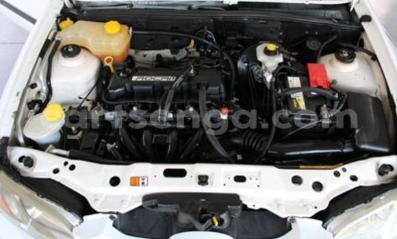 Acheter Occasion Voiture Ford B-MAX Blanc à Ezulwini, Hhohho Acheter Occasion Voiture Ford B-MAX Blanc à Ezulwini, Hhohho