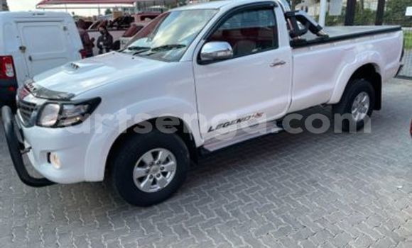 Nunua Ilio tumika Toyota Hilux White Gari ndani ya Ezulwini nchini Hhohho Nunua Ilio tumika Toyota Hilux White Gari ndani ya Ezulwini nchini Hhohho