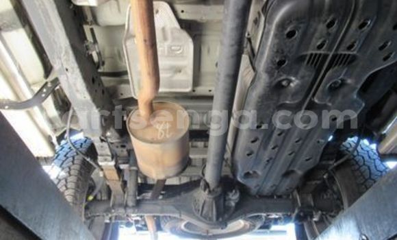 Nunua Ilio tumika Toyota Hilux White Gari ndani ya Ezulwini nchini Hhohho Nunua Ilio tumika Toyota Hilux White Gari ndani ya Ezulwini nchini Hhohho